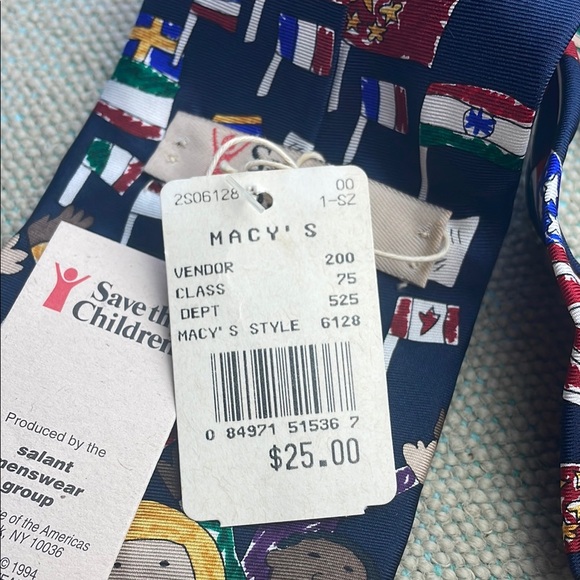 Vintage 1994 Save The Children Silk Tie Flag Art - Picture 10 of 14